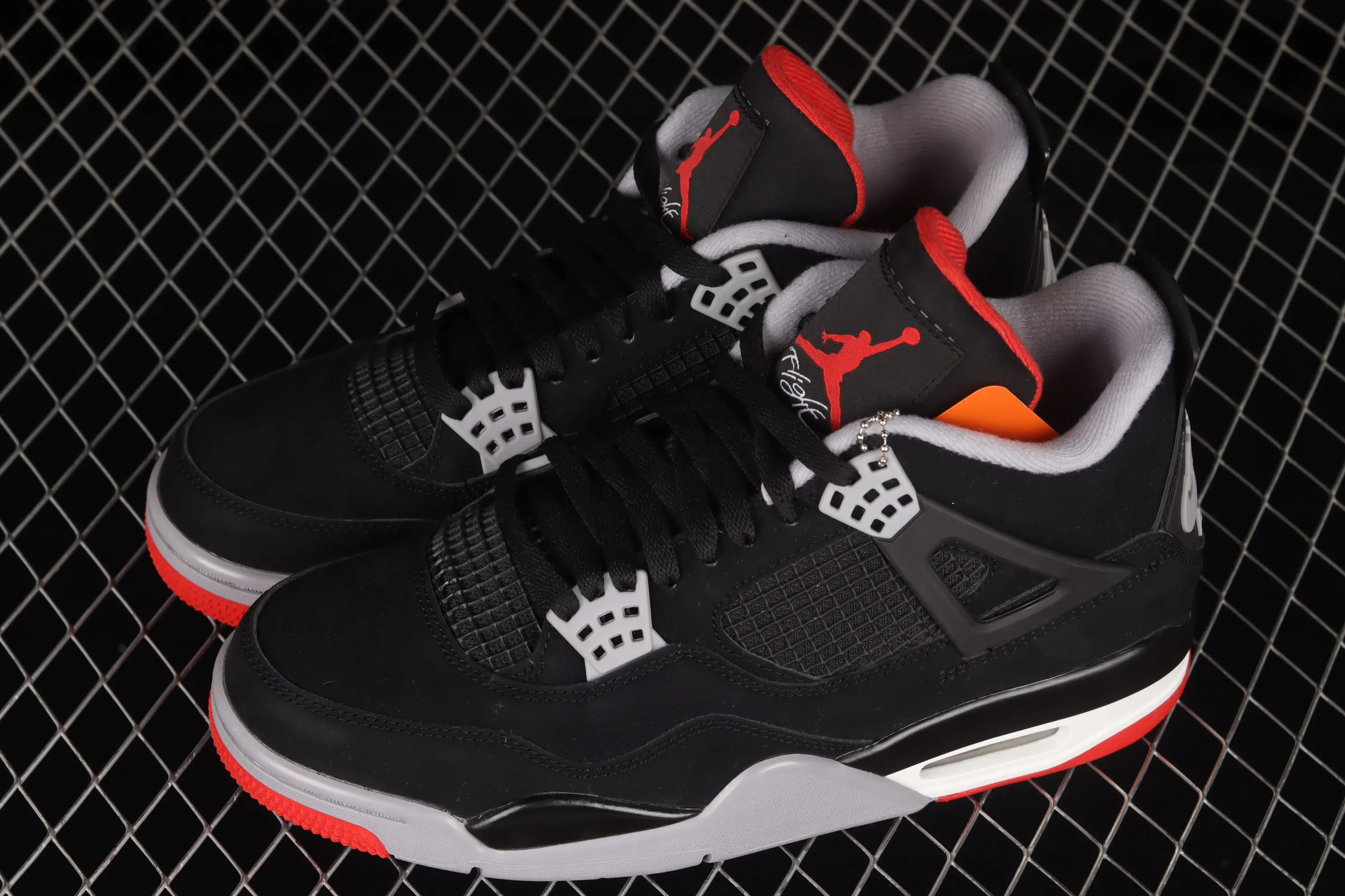 All categories Air Jordan Jordan series basketball shoes Air Jordan 4 foreign trade version Air Jordan 4 Retro "Bred" AJ4 Jordan 4 first year re-engraved new black and red first layer frosted 308497-060
